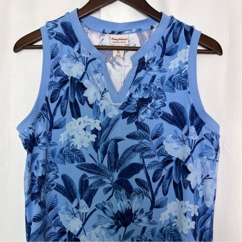 NWT Tommy Bahama Women’s L Active Dress Blue Floral Pleated UPF 50 Quick Dry - Picture 2 of 8
